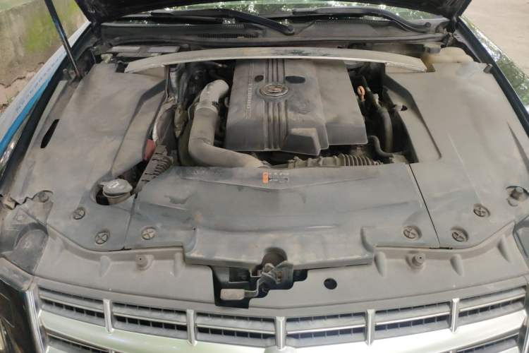 Used Cadillac SLS Seville 2011 2.0T Elite Edition Engine Bay