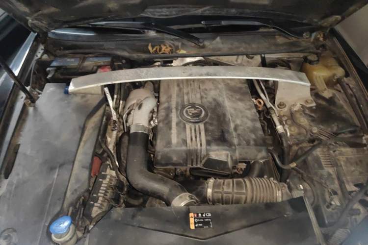 Used Cadillac SLS Seville 2011 2.0T Luxury Edition Engine Bay