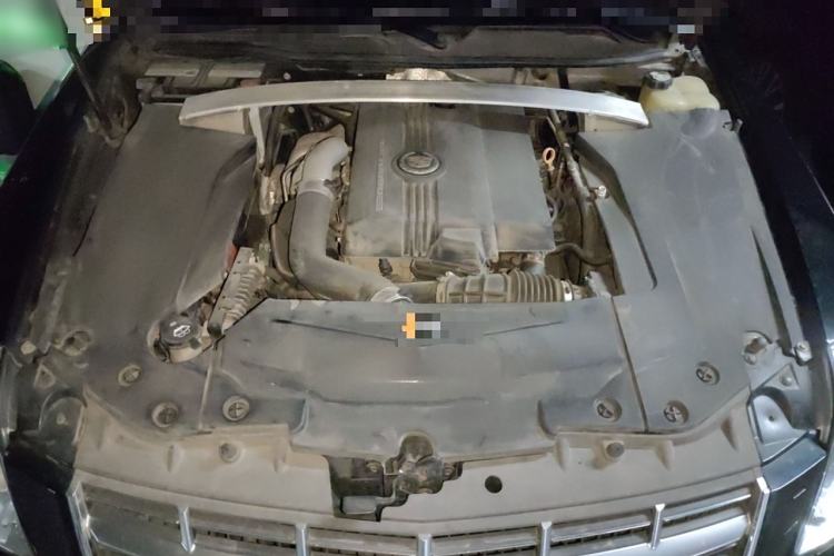 Used Cadillac SLS Seville 2011 2.0T Elite Edition Engine Bay