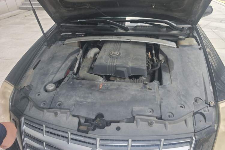 Used Cadillac SLS Seville 2011 2.0T Elite Edition Engine Bay