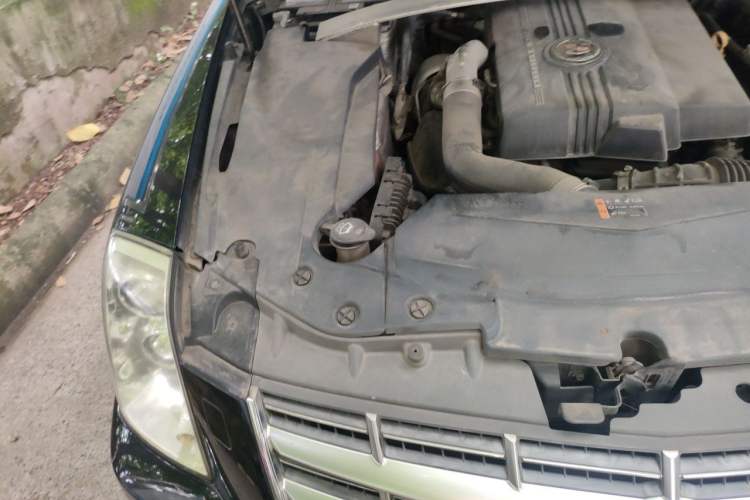 Used Cadillac SLS Seville 2011 2.0T Elite Edition Engine Bay Right