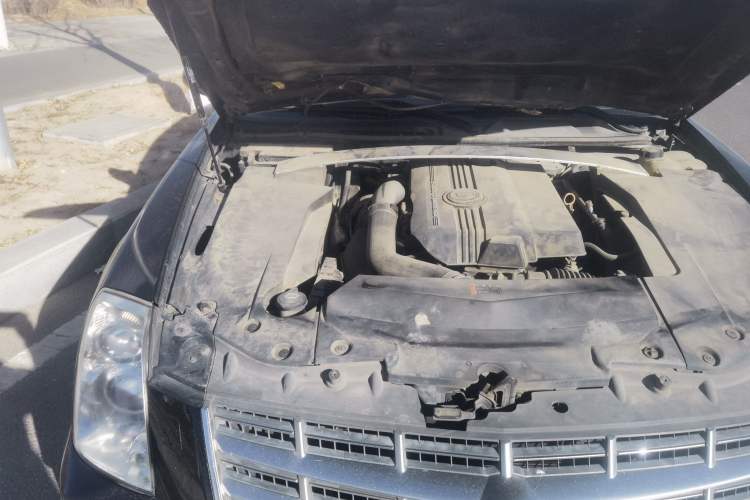 Used Cadillac SLS Seville 2011 2.0T Elite Edition Engine Bay Right