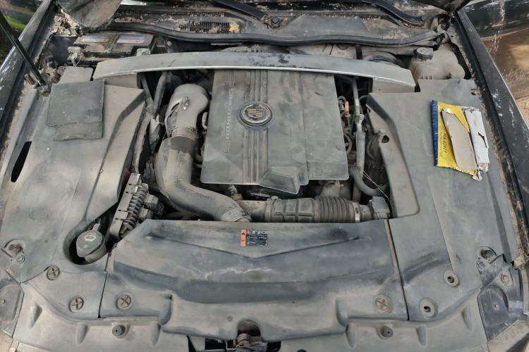 Used Cadillac SLS Seville 2011 2.0T Executive Edition Engine Bay