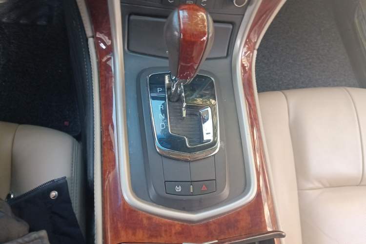 Used Cadillac SLS Seville 2011 2.0T Luxury Edition Gear Lever