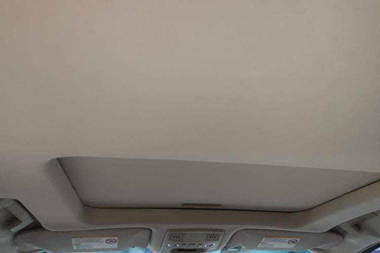 Used Cadillac SLS Seville 2011 2.0T Elite Edition Headliner