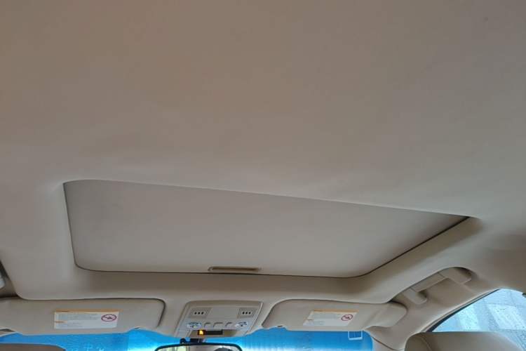 Used Cadillac SLS Seville 2011 2.0T Elite Edition Headliner