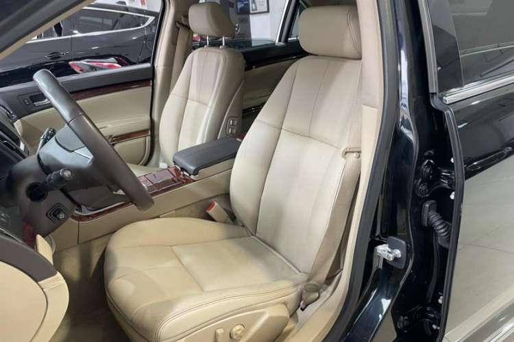 Used Cadillac SLS Seville 2011 2.0T Elite Edition Interior 5