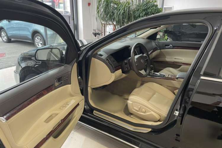 Used Cadillac SLS Seville 2011 2.0T Elite Edition Interior 6