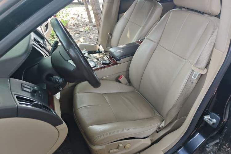 Used Cadillac SLS Seville 2011 2.0T Executive Edition Left Front Seat