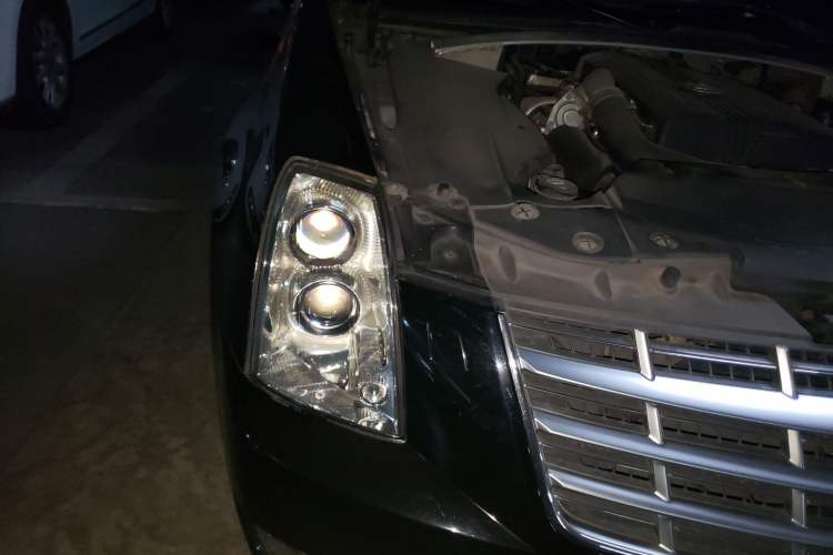 Used Cadillac SLS Seville 2011 2.0T Elite Edition Right Front Headlight