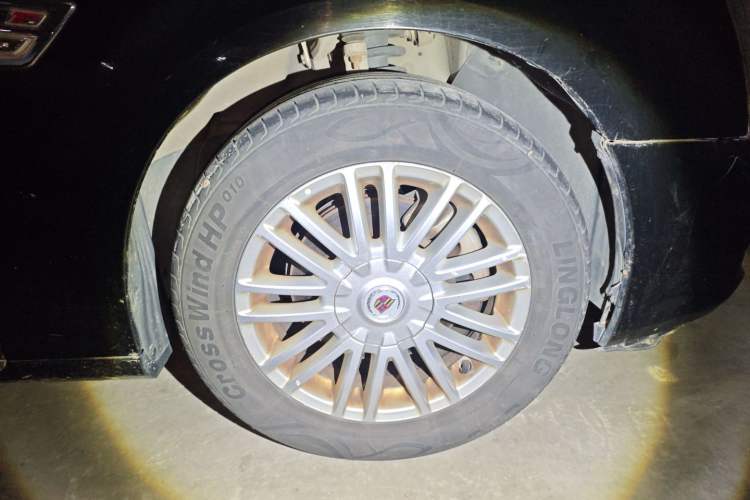 Used Cadillac SLS Seville 2011 2.0T Elite Edition Right Front Wheel Hub