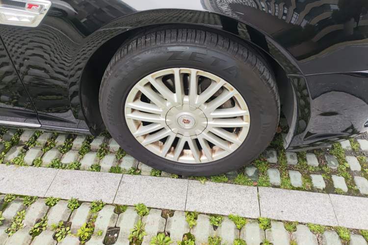 Used Cadillac SLS Seville 2011 2.0T Elite Edition Right Front Wheel Hub