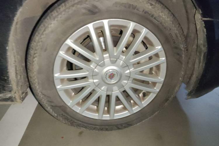 Used Cadillac SLS Seville 2011 2.0T Elite Edition Right Front Wheel Hub