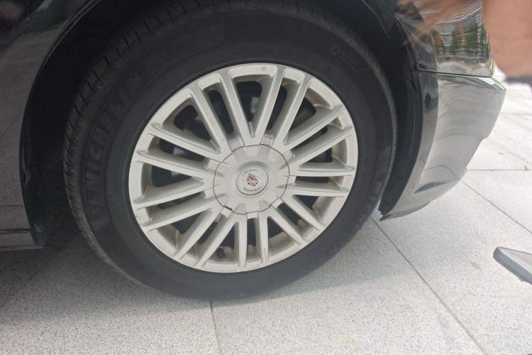 Used Cadillac SLS Seville 2011 2.0T Elite Edition Right Front Wheel Hub
