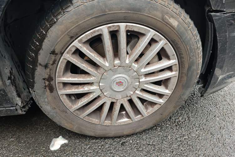Used Cadillac SLS Seville 2011 2.0T Elite Edition Right Front Wheel Hub