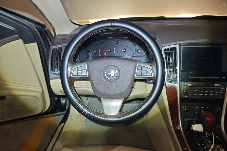 Used Cadillac SLS Seville 2011 2.0T Elite Edition Steering Wheel