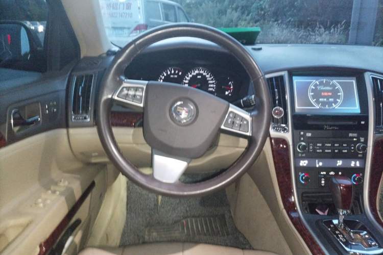 Used Cadillac SLS Seville 2011 2.0T Elite Edition Steering Wheel