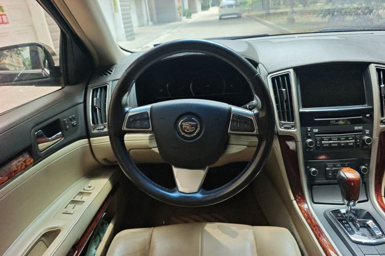 Used Cadillac SLS Seville 2011 2.0T Elite Edition Steering Wheel