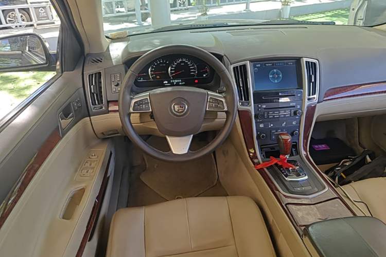 Used Cadillac SLS Seville 2011 2.0T Elite Edition Steering Wheel