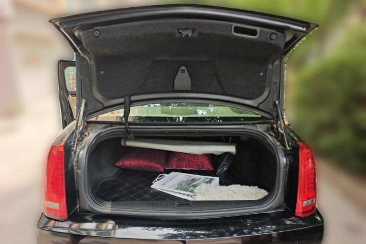 Used Cadillac SLS Seville 2011 2.0T Elite Edition Trunk