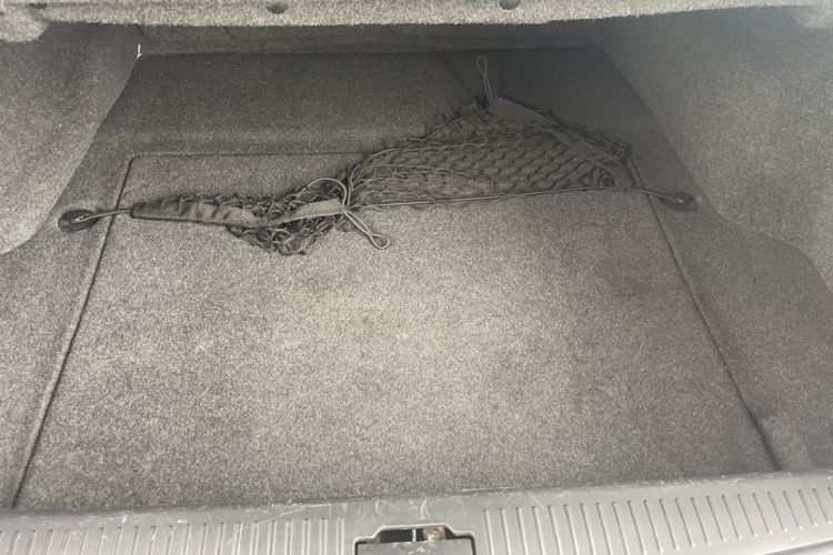 Used Cadillac SLS Seville 2011 2.0T Elite Edition Trunk