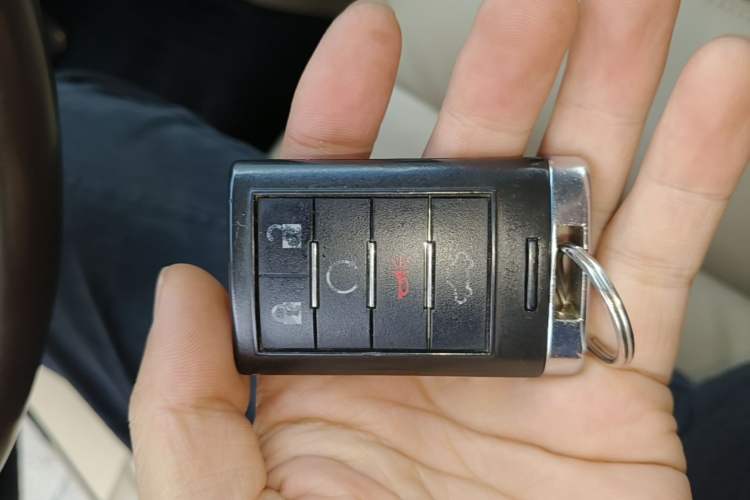 Used Cadillac SLS Seville 2011 2.0T Elite Edition Vehicle Key