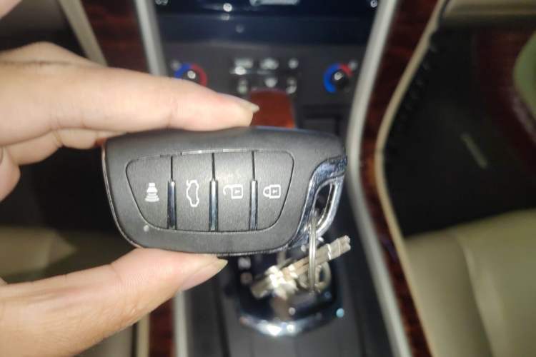 Used Cadillac SLS Seville 2011 2.0T Luxury Edition Vehicle Key