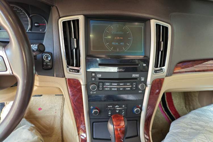 Used Cadillac SLS Seville 2011 2.0T Elite Edition Audio And AC Panel