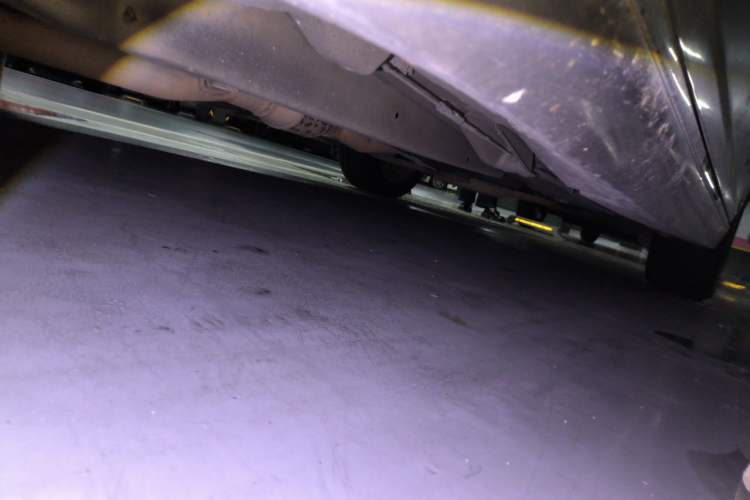 Used Cadillac SLS Seville 2011 2.0T Elite Edition Chassis Front Left