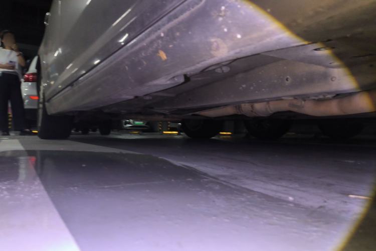 Used Cadillac SLS Seville 2011 2.0T Elite Edition Chassis Front Right