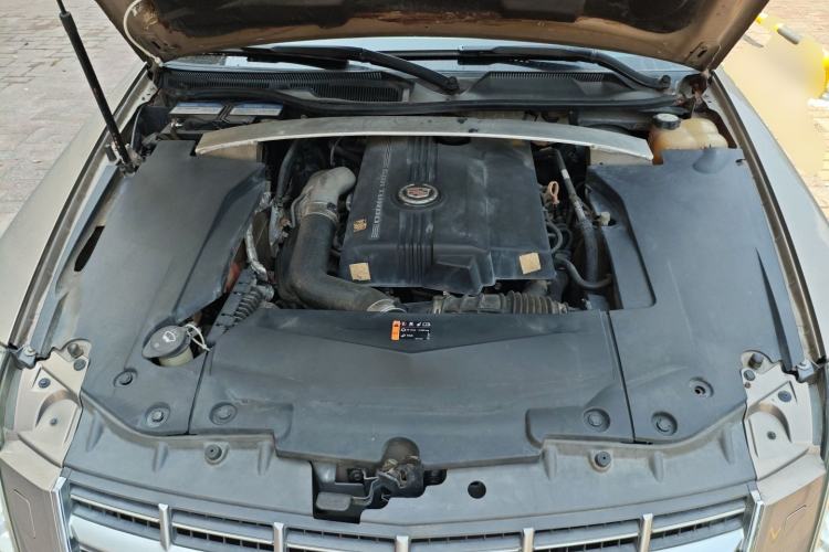 Used Cadillac SLS Seville 2011 2.0T Elite Edition Engine Bay
