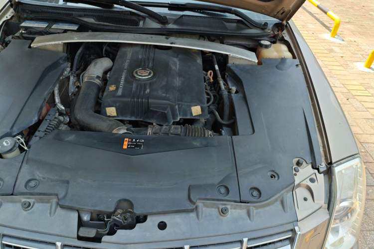 Used Cadillac SLS Seville 2011 2.0T Elite Edition Engine Bay Left