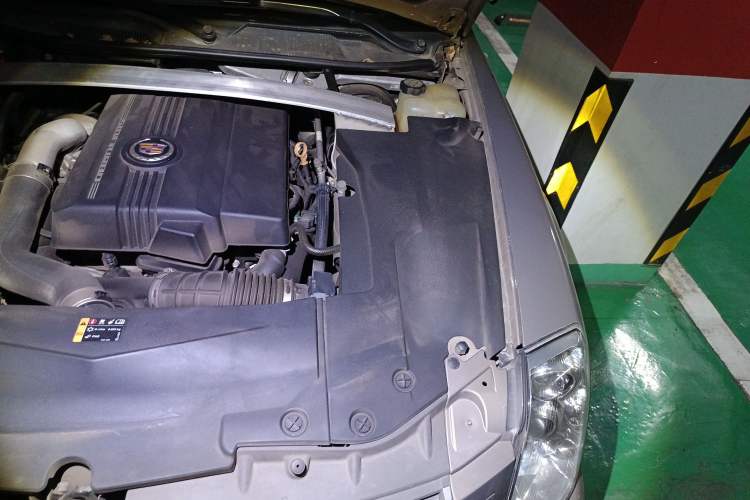 Used Cadillac SLS Seville 2011 2.0T Elite Edition Engine Bay Left