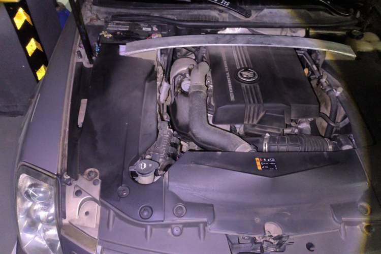 Used Cadillac SLS Seville 2011 2.0T Elite Edition Engine Bay Right