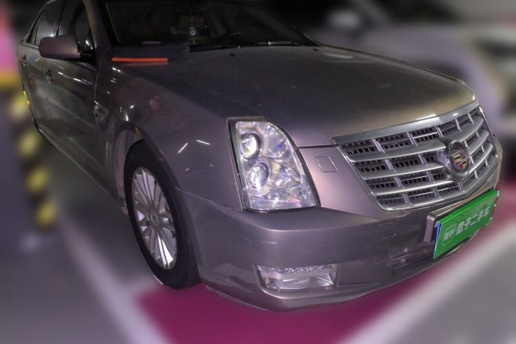 Used Cadillac SLS Seville 2011 2.0T Elite Edition Front Right 45 Deg