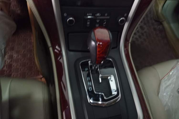 Used Cadillac SLS Seville 2011 2.0T Luxury Edition Gear Lever