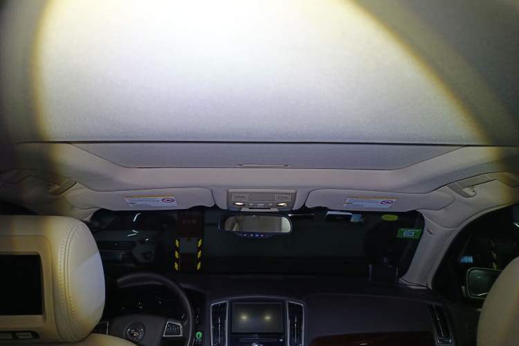 Used Cadillac SLS Seville 2011 2.0T Elite Edition Headliner
