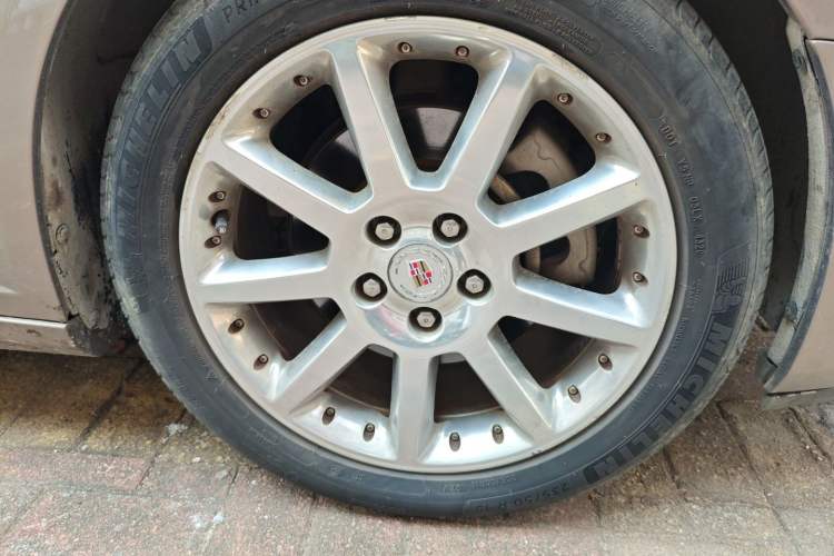 Used Cadillac SLS Seville 2011 2.0T Elite Edition Right Front Wheel Hub