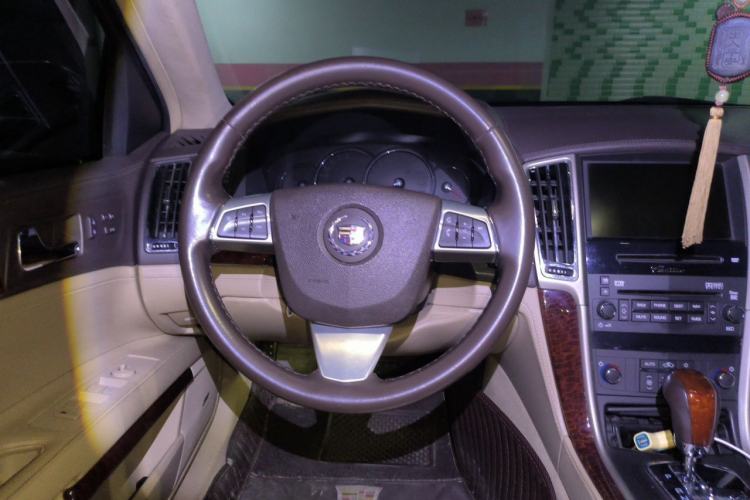 Used Cadillac SLS Seville 2011 2.0T Elite Edition Steering Wheel