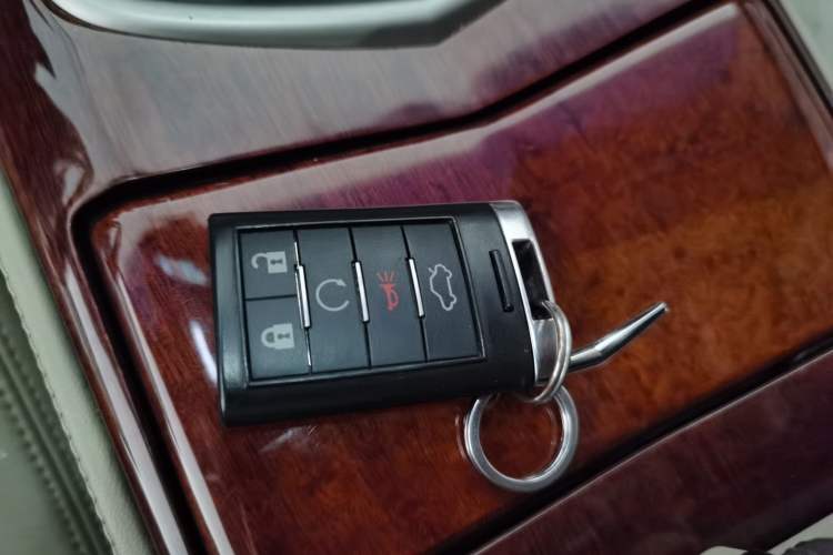 Used Cadillac SLS Seville 2011 2.0T Luxury Edition Vehicle Key