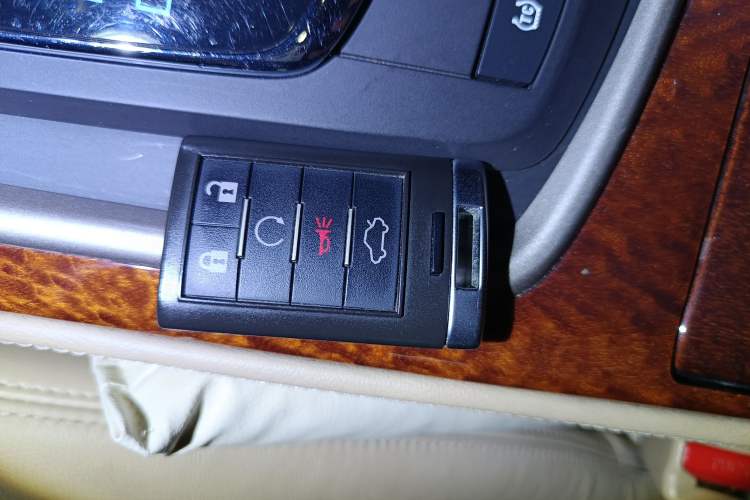 Used Cadillac SLS Seville 2011 2.0T Elite Edition Vehicle Key