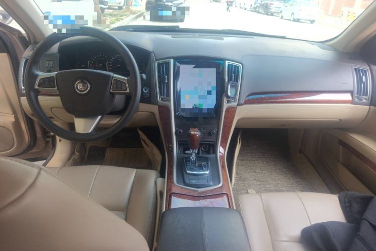 Used Cadillac SLS Seville 2011 2.0T Elite Edition Center Console