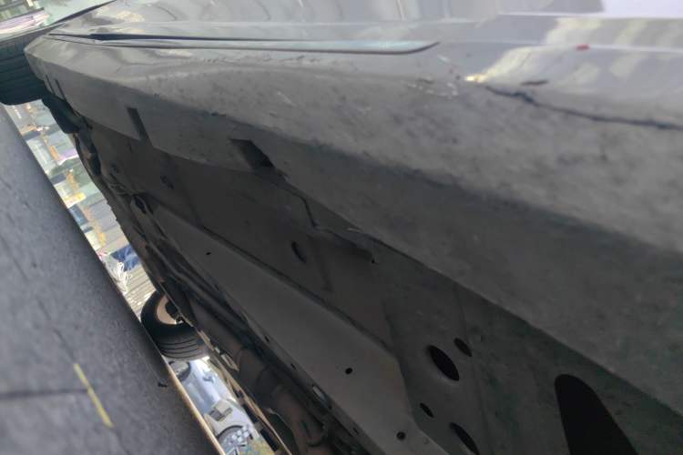 Used Cadillac SLS Seville 2011 2.0T Luxury Edition Chassis Front Right