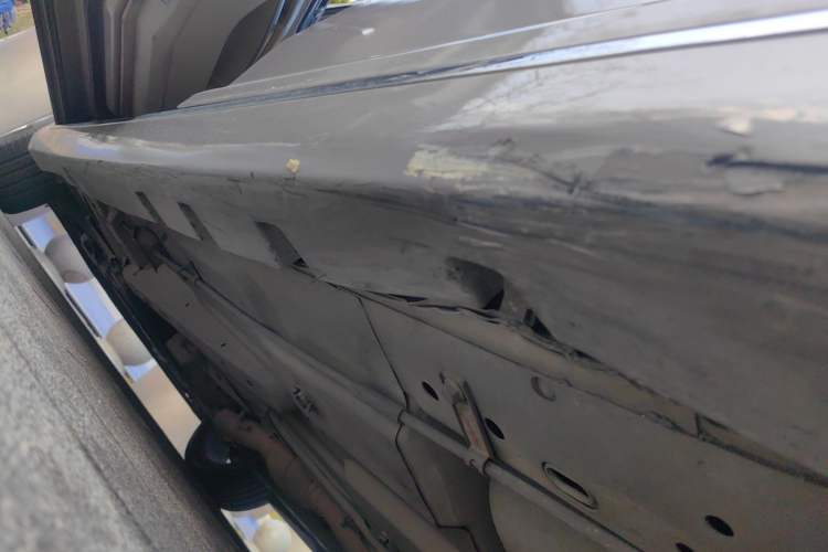 Used Cadillac SLS Seville 2011 2.0T Luxury Edition Chassis Rear Left