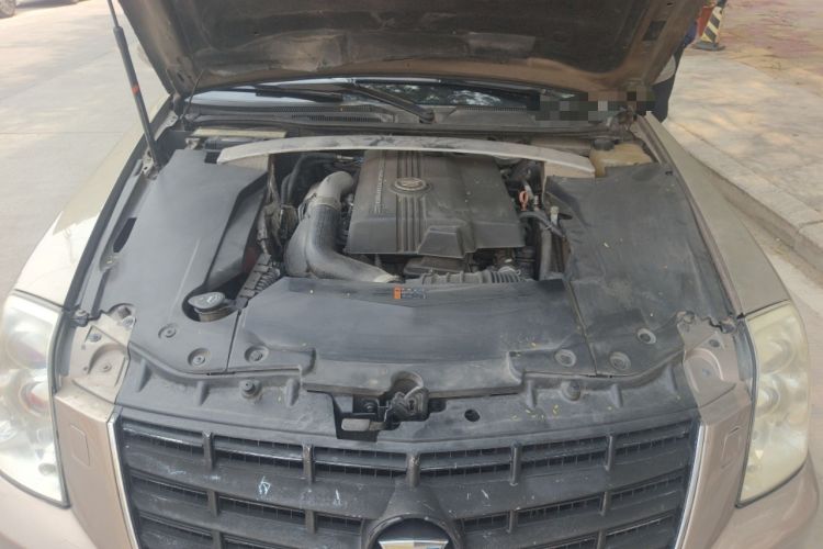 Used Cadillac SLS Seville 2011 2.0T Elite Edition Engine Bay