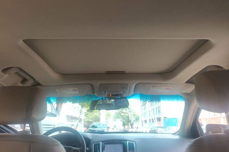Used Cadillac SLS Seville 2011 2.0T Elite Edition Headliner
