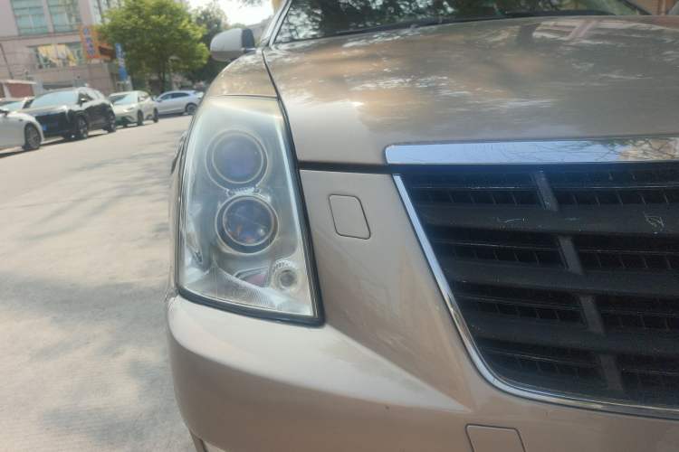 Used Cadillac SLS Seville 2011 2.0T Elite Edition Right Front Headlight