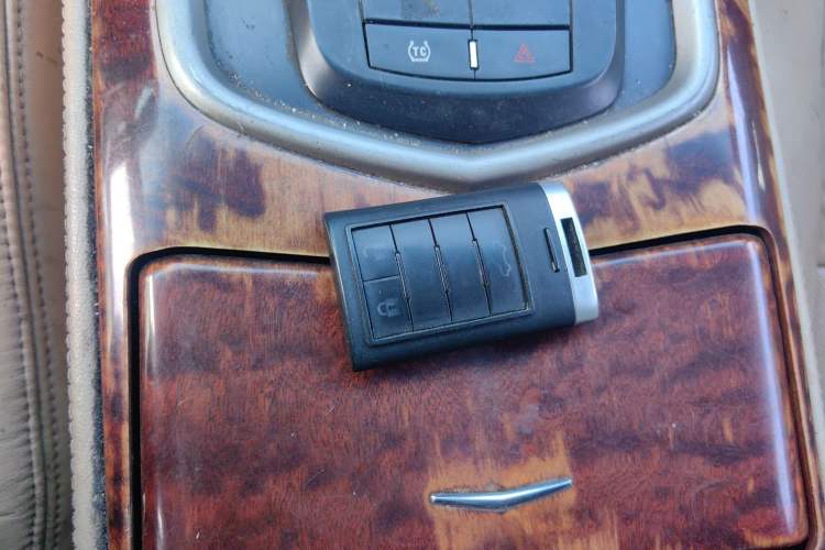 Used Cadillac SLS Seville 2011 2.0T Luxury Edition Vehicle Key