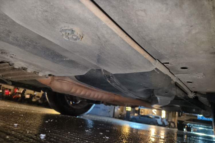 Used Cadillac SLS Seville 2011 2.0T Elite Edition Chassis Rear Left