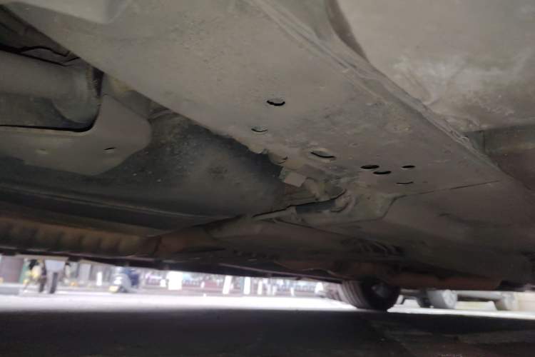 Used Cadillac SLS Seville 2011 2.0T Elite Edition Chassis Rear Right
